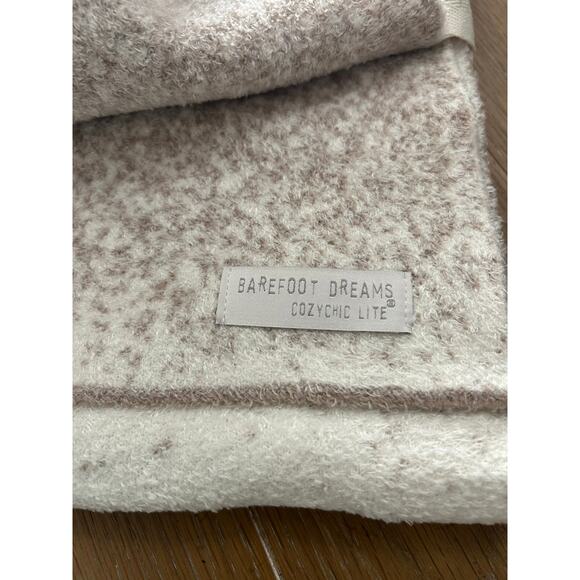 NWT Barefoot Dreams Confetti Beanie One Size Cream Taupe Barefoot Dreams | Accessories | Barefoot Dreams Cozychic  main image 4